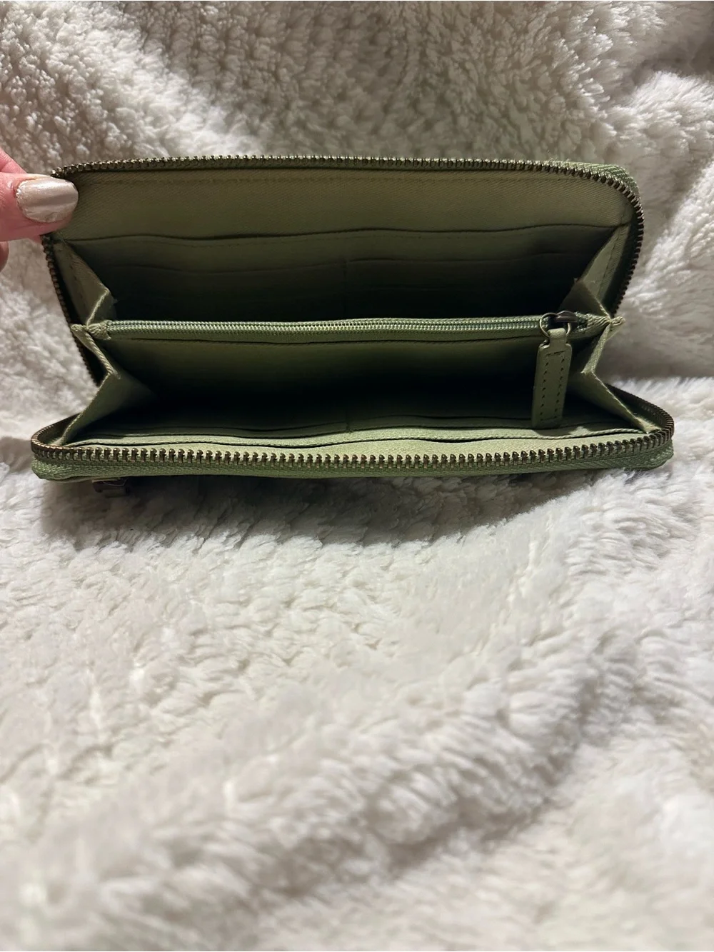 Fossil Olive Green Leather Zip-Around Wallet